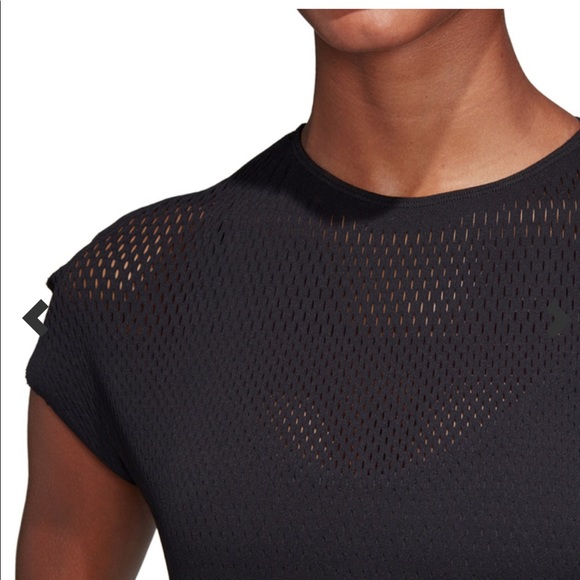 Adida Black Tee - Picture 2 of 5